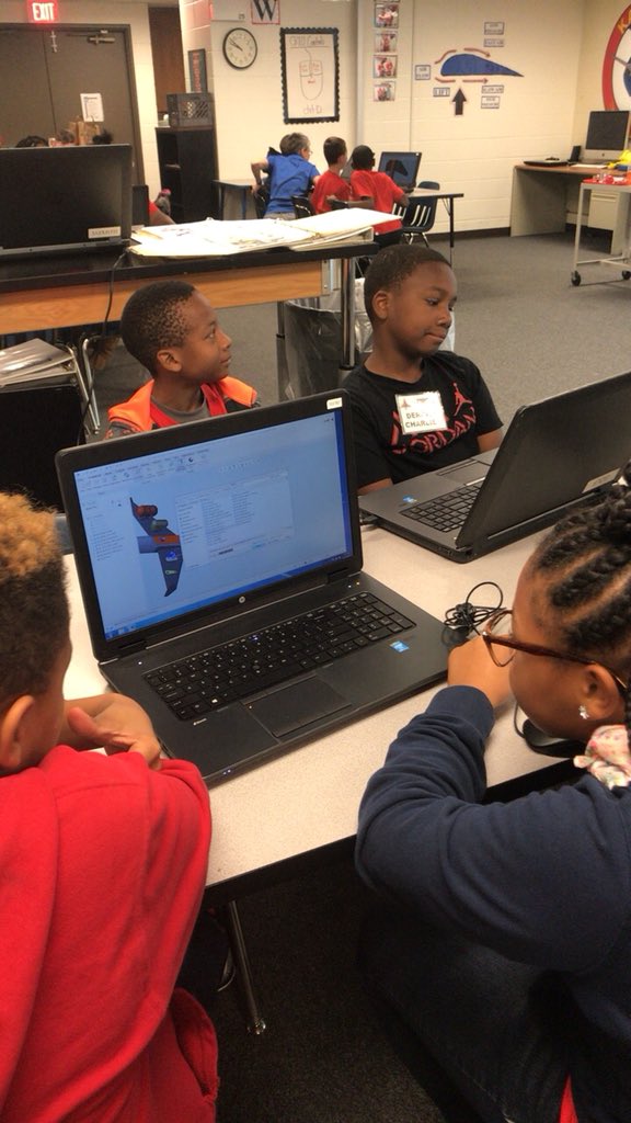 Buckner3rd's tweet photo. Learning and fun at STARBASE! #wpsproud #wpsmagnet @bucknerartsci https://t.co/D9WlqAEO6I