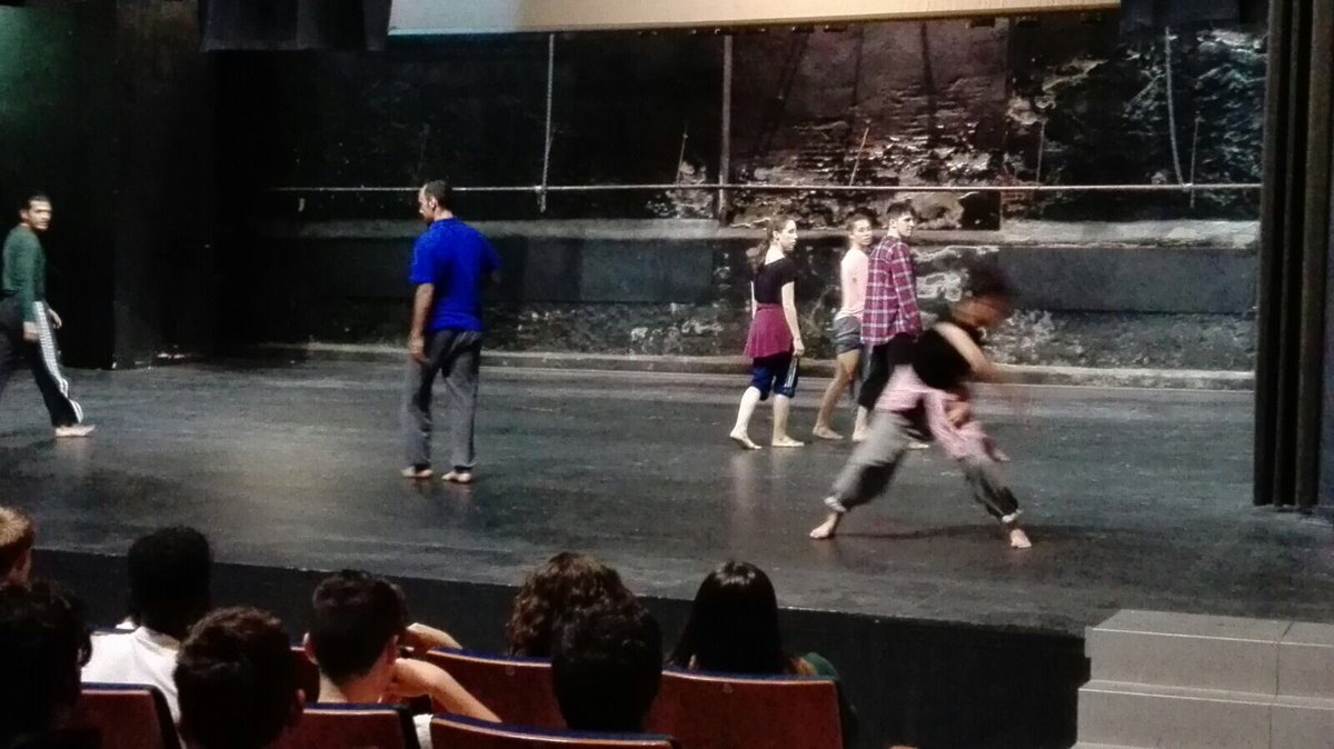INS_Campeny's tweet photo. #TotsDansen #auladeteatremataró #projecteeducatiudeciutat @inslaialarquera @ins_pcadafalch @insbiada @InsThosICodina #satorras https://t.co/raz2vvoLVU