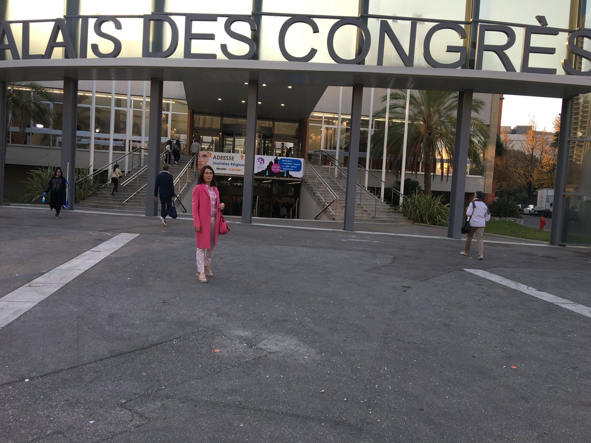 docteurolive's tweet photo. Le Docteur Olive était au congrès de l'#ADEESSE à Marseille, l'Association de DErmatologie ESthétique du Sud-Est

https://t.co/L91P8mv7Ie https://t.co/hNhpw3TbX3