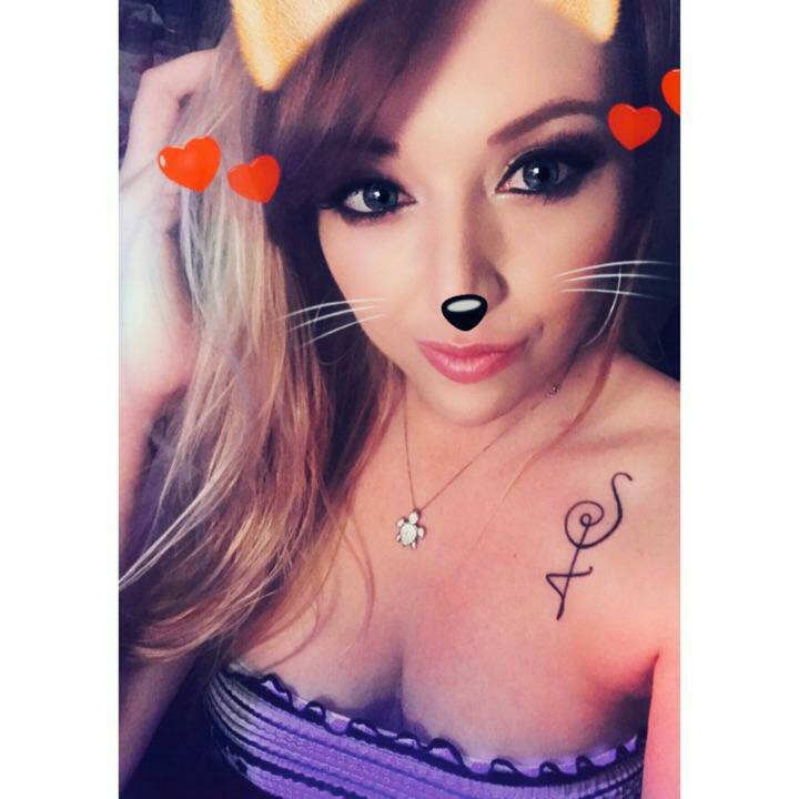 baddog5145's tweet photo. 🙌 YASSS It's time for a great show 🌙SweetHazel🌺: 
https://t.co/4YbNr9zKjR https://t.co/R75qekYfvH