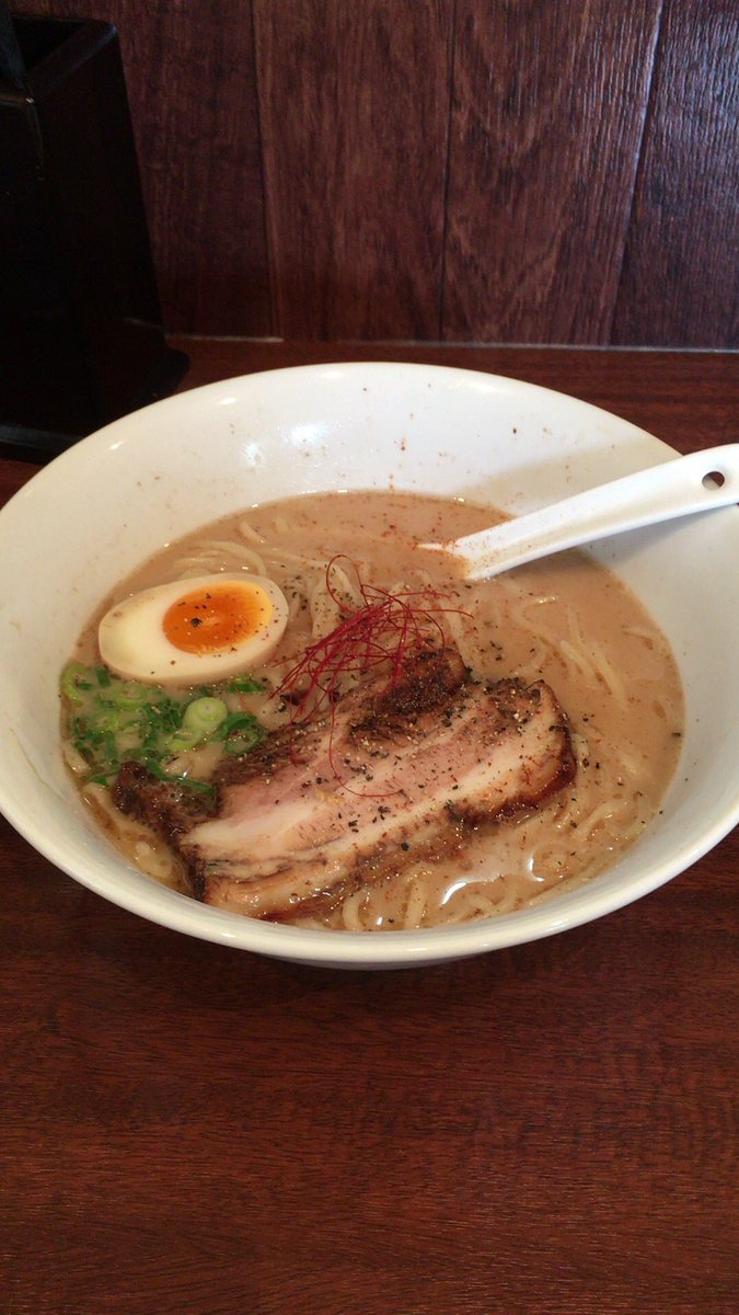 SakioTsec21's tweet photo. いままで、これを超えるラーメンに🍜出会わず。🤘👅🤘 https://t.co/9JtEXptEqV