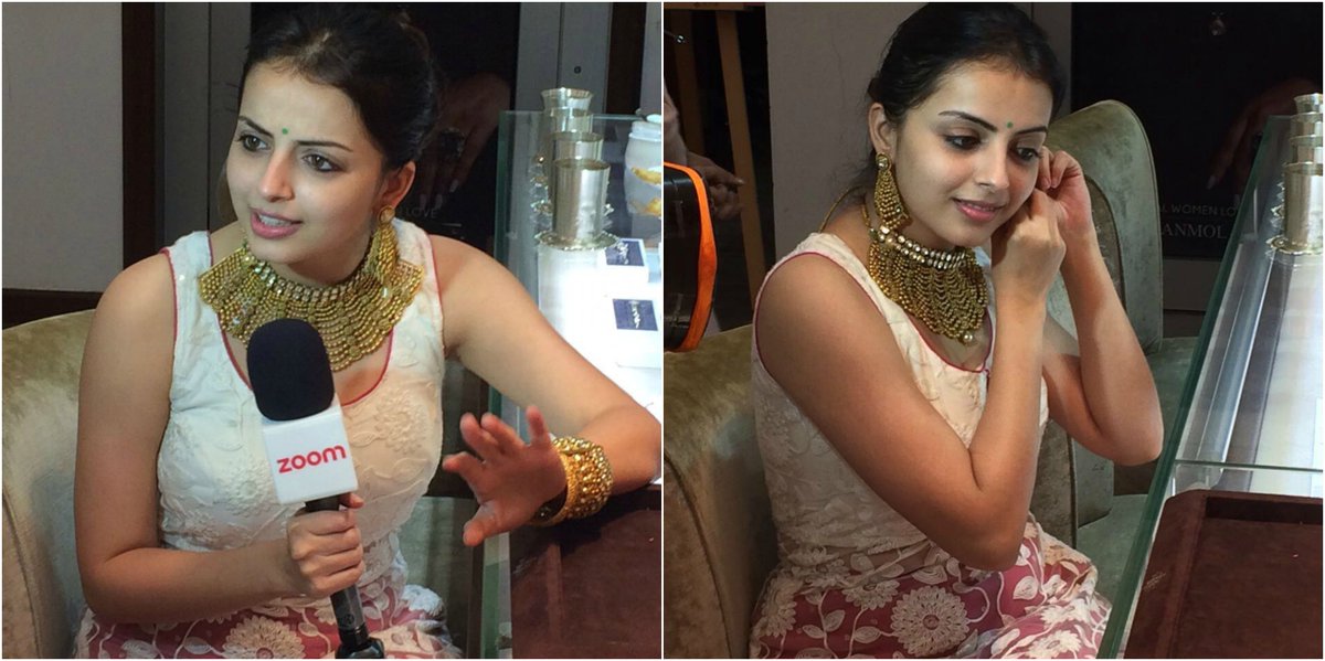 TellyTalkIndia's tweet photo. Watch #Ishqbaaaz star @shrenuparikh11 on #TellyTopUp as she shops for jewellery this #Dhanteras.

Don't forget to tune in at 2 pm on zoom. https://t.co/nbIALReBjW