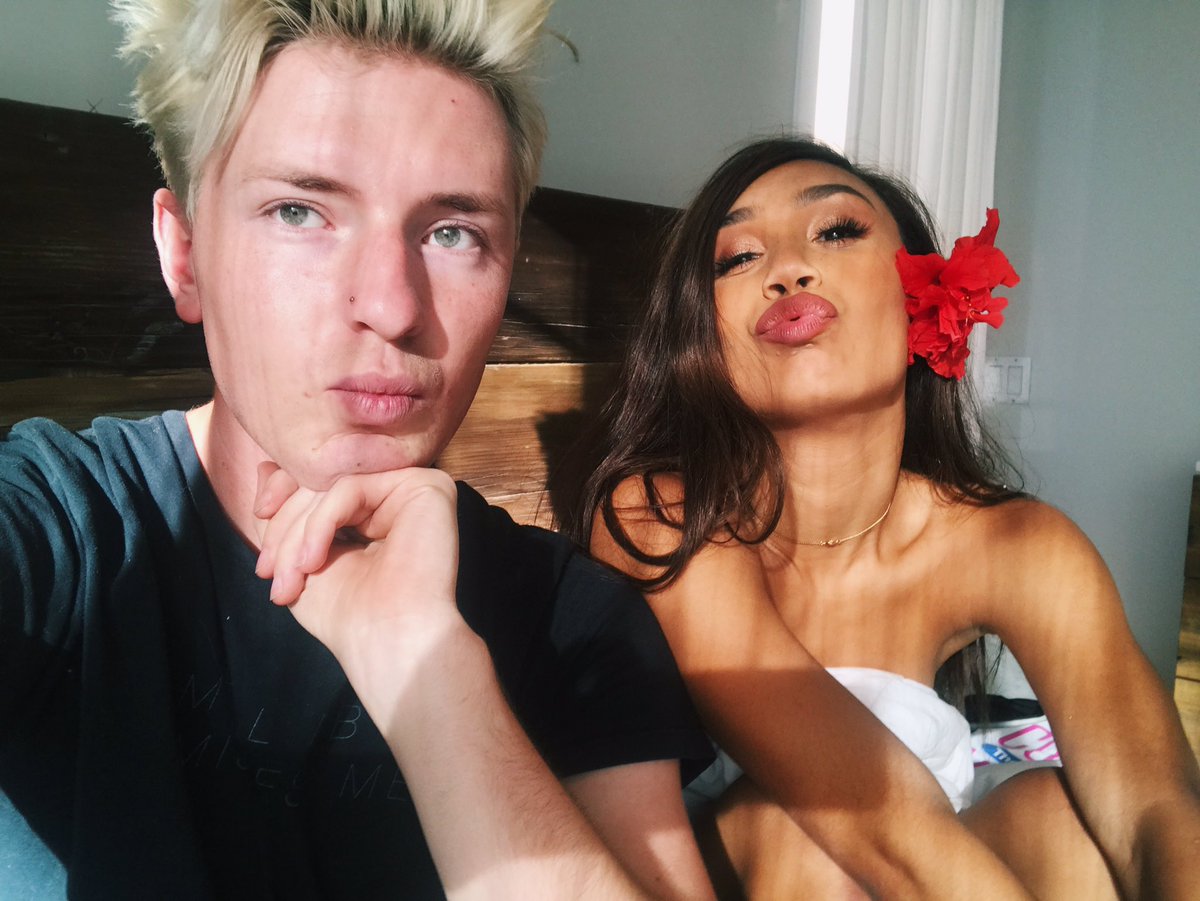 lifeaseva's tweet photo. ❤️@rytayy https://t.co/lHDRRrZYU7