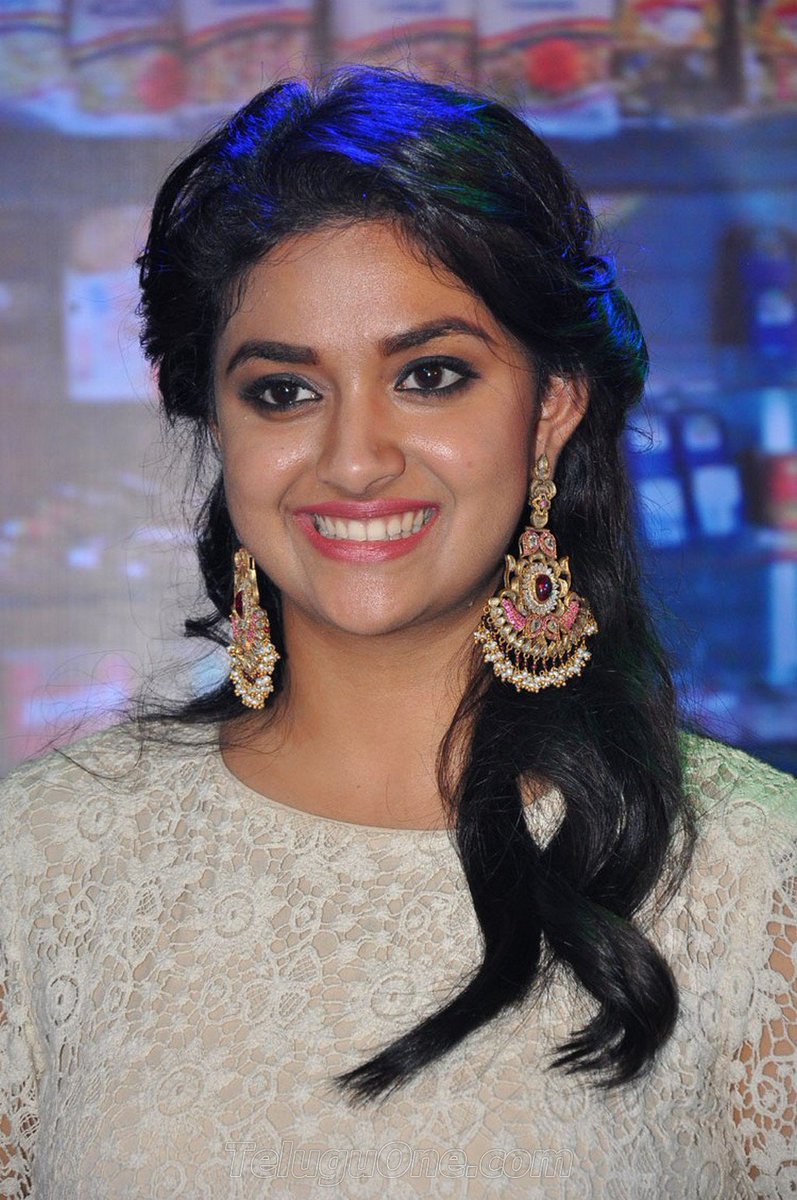 _KrisSofia's tweet photo. Wishing The Most Beautiful ... Successful And Super Sensational  @KeerthyOfficial A Very Happy Birthday! 🎉😄👍 Have A Great Year Ahead. https://t.co/56wiB5v4IM