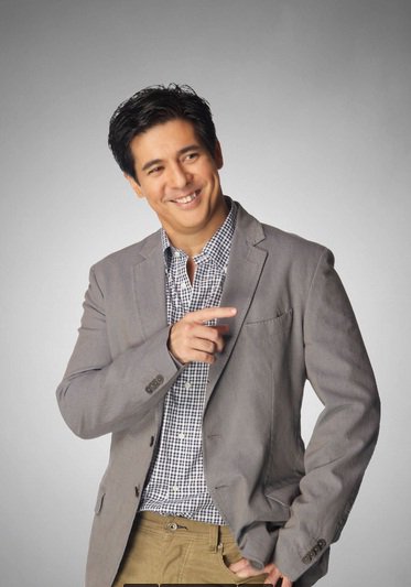 ph_popcorn's tweet photo. Aga o Dingdong? Sino ang mas crush niyo?https://t.co/PQm8yMEkba #PopcornPH https://t.co/FTgaoKmHh4
