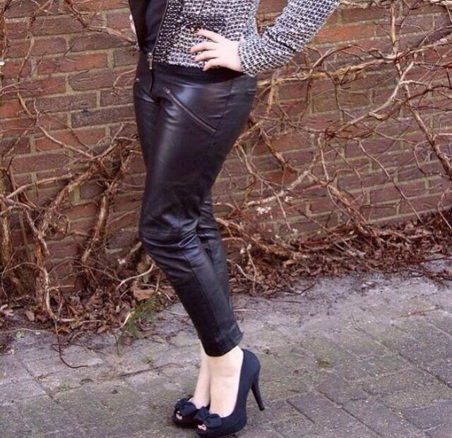 GLeatherInc's tweet photo. Beautiful Genuine Leather's pants for cute girls #genuineleatherpak @leatherintl @randizuckerberg @mirshadofficial https://t.co/BYcVOpAA8J