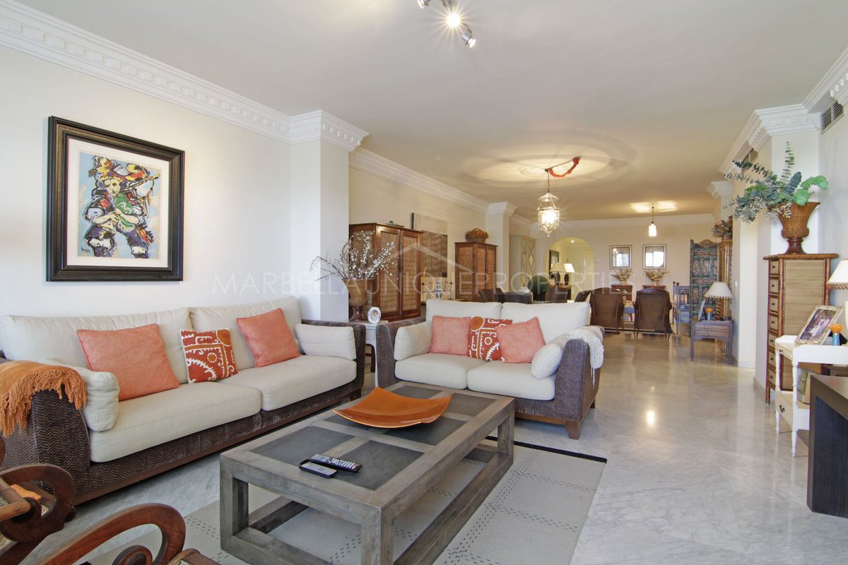 MarbellaUniqueP's tweet photo. #Urbanizations in #Marbella with Spacious #Apartments https://t.co/osIP2CTFm4 Marbella Unique Properties T.+34 952 908 712 https://t.co/8g0hd1WLdN