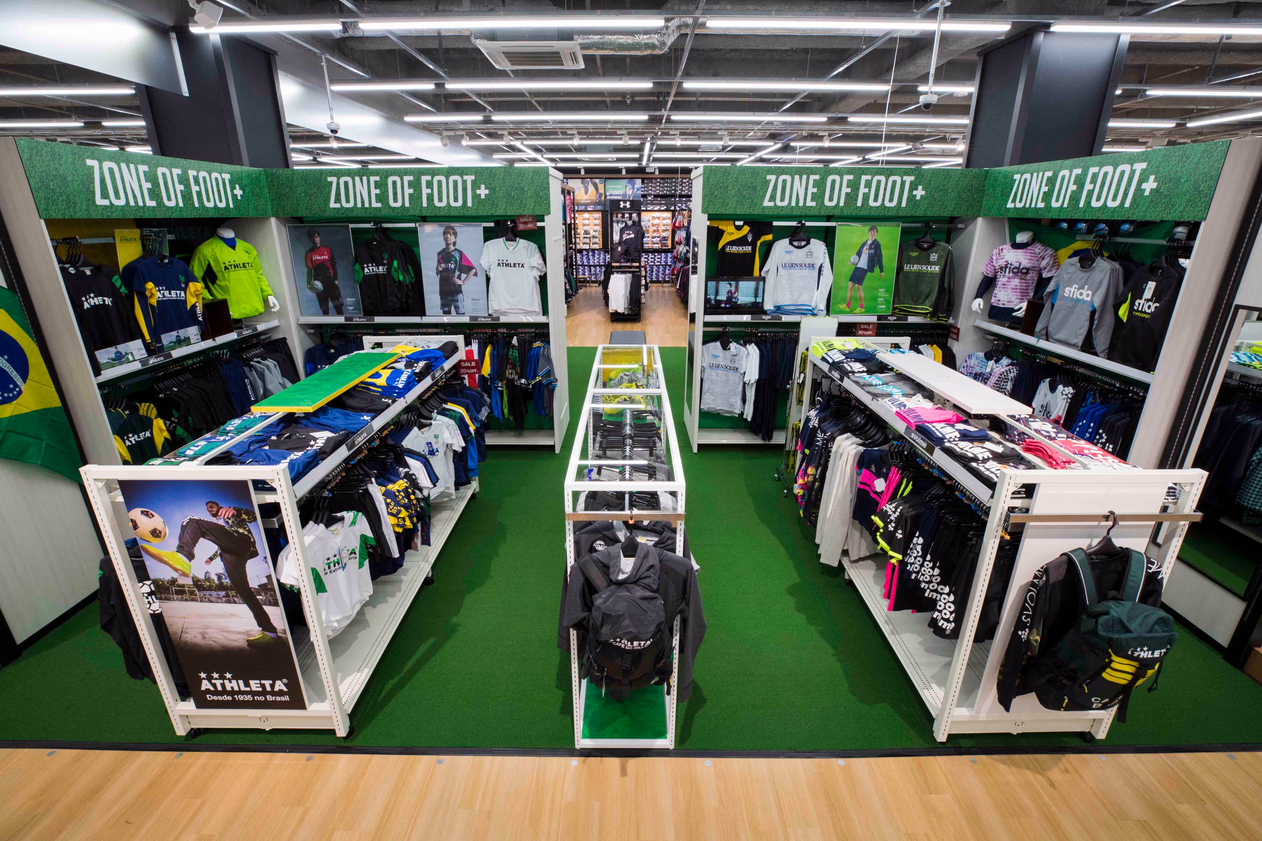 スーパースポーツゼビオ 調布東京スタジアム前店ではサッカーコーナーも充実 Fc東京 コーナーや 新しい フットサル コーナー Zoneoffoot など見所満点です ぜひ店内もチェックくださいね T Co Jxcqagokiq ゼビオ サッカー Xebio