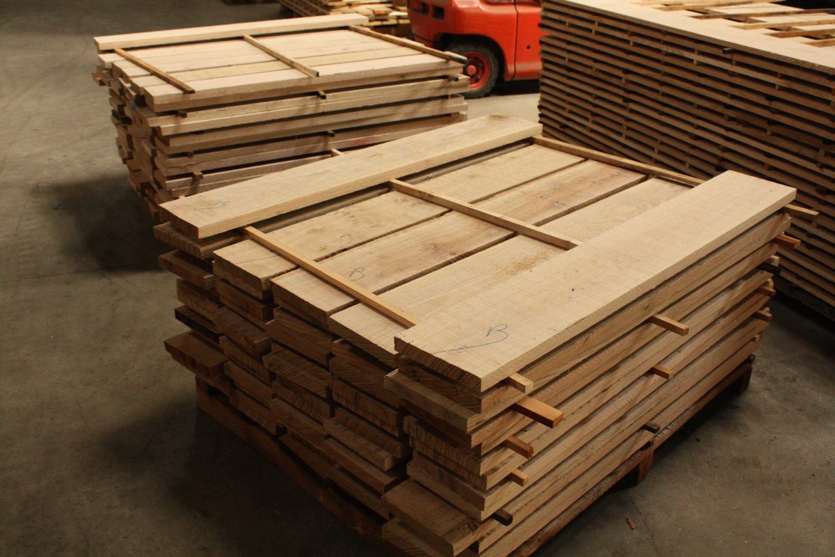 LeBoisInter's tweet photo. #Sciages feuillus / #Bois et #scierie Chignac : la volonté de rester polyvalent
https://t.co/N9ugQSuau7 https://t.co/tImdCrm7RB