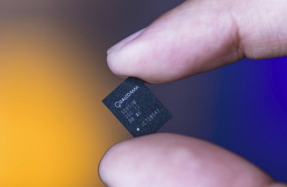 saskentweets's tweet photo. .@Qualcomm successfully tests its first #5G modem chipset. https://t.co/KBlLd1mnWU #mobilechip #5gnetwork #networking #4G5GSummit https://t.co/nmpbaWC6E7