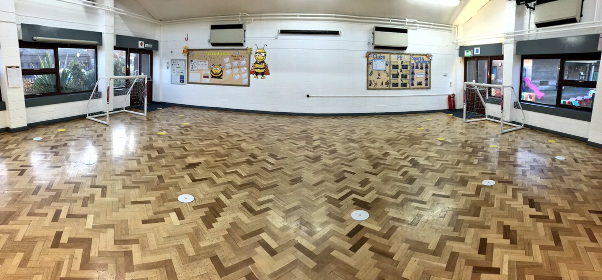 Breakfast club @heathfld this morning! #Handball 🥅🤾🏻‍♂️🤾🏽‍♀️🥅