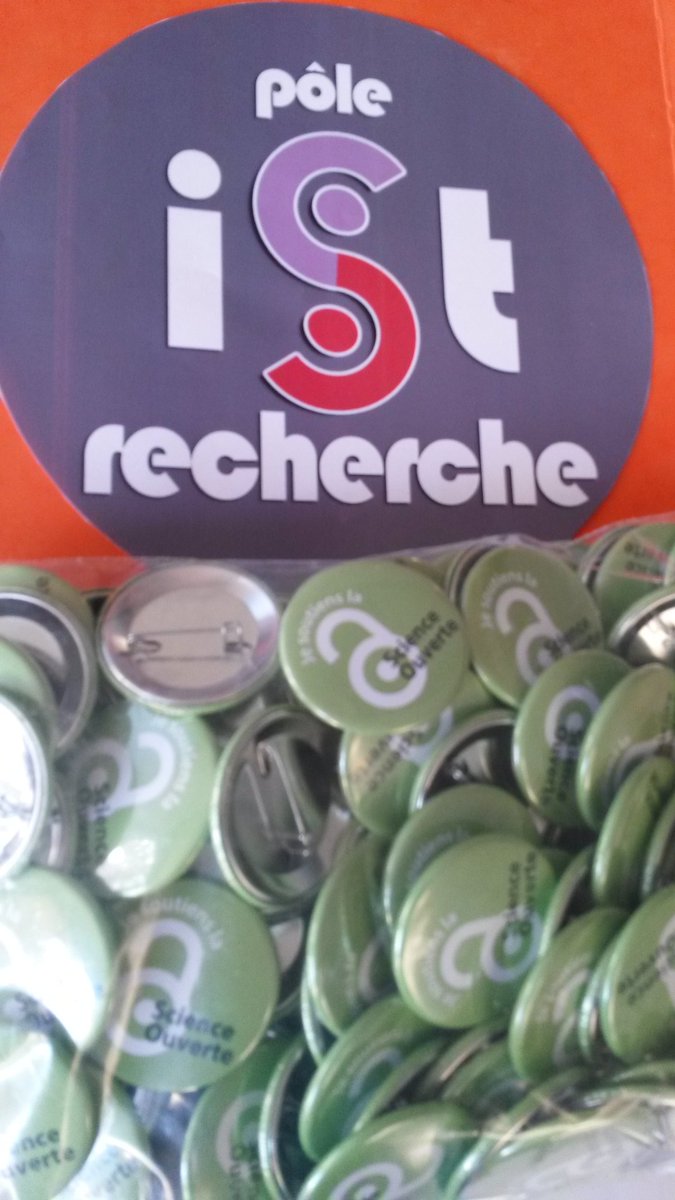 VeroniquePretre's tweet photo. Merci à @Couperin_consor pour les badges. RV le 9 nov prochain sur ts les campus @centralesupelec pour notre #OpenAccessDay @HAL_CS_Publis https://t.co/FlQGgJUwC5