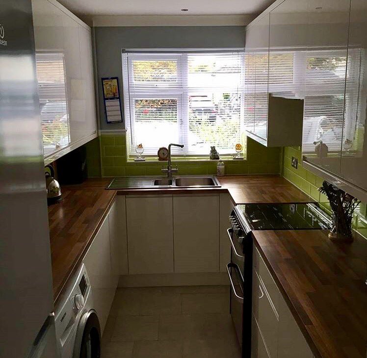 masterworx's tweet photo. Recent complete Kitchen Refurbishment #bespoke #kitchens #carpentry #joinery https://t.co/bM0uiPfwUk