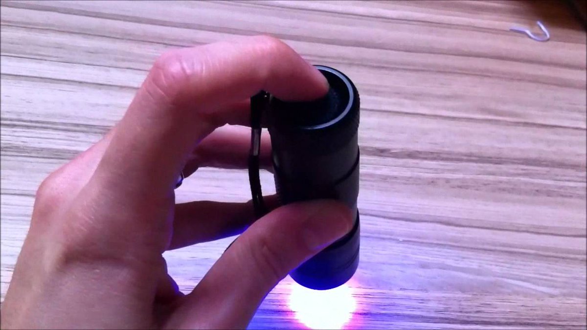 hazlettmark5042's tweet image. UV Flashlight 
Read more:bit.ly/2ymTqgp i checked it at last nigh.
#UVFlashlight if you are looking for one,don't miss this article
