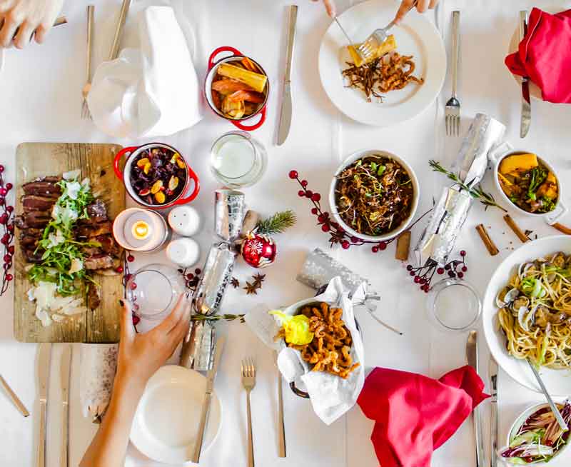 We are preparing #culinary experiences of excellence to celebrate the #festive season. Join us for festivities: lemerid.ie/2ghBucq