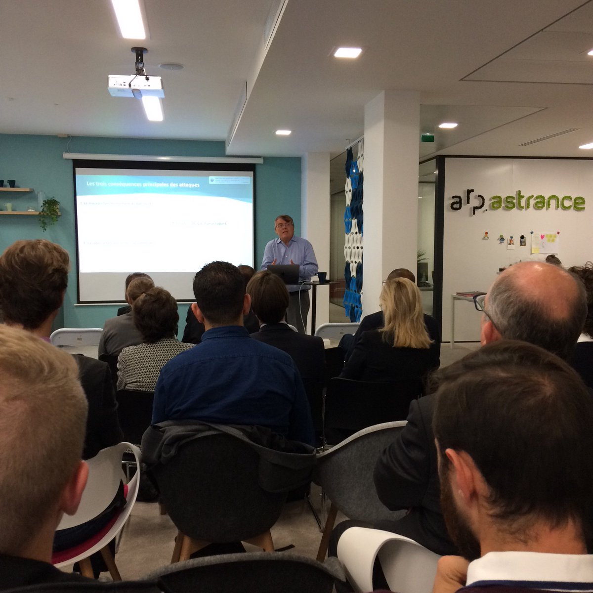 ARP_Astrance's tweet image. Ce matin conférence sur la #cybersecurite dans l'#immibilier chez @ARP_Astrance animée par @hervemmoal 👌🏼