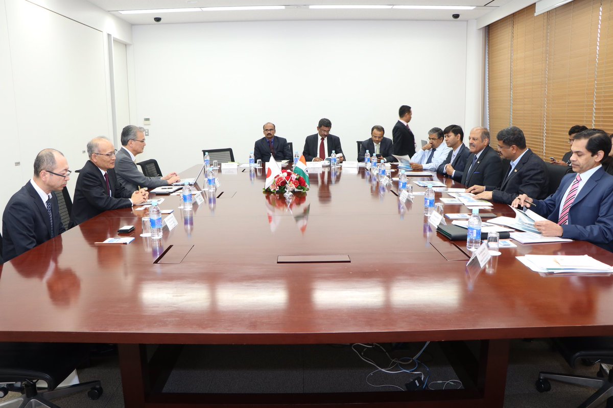 SujanChinoy's tweet image. Minister @dpradhanbjp told Chairman #ToyoEngineering take advtg of opps in India #LNG pipeline/petrochemicals/fertilisers-even #SkillIndia!