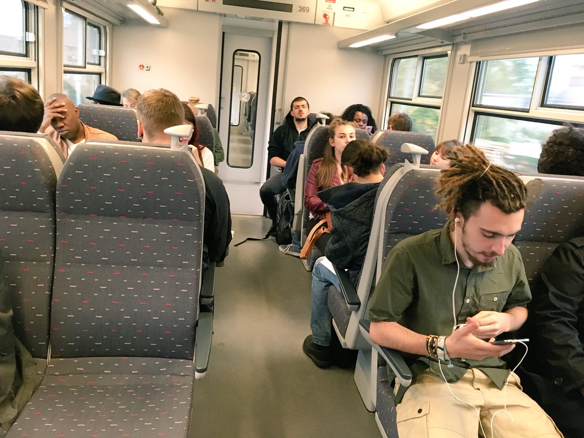 En route pour #bruxelles visite de Fred Penelle, Atelier Bek, Société - Time, <a href="/osp_kitchen/">OpenSourcePublishing</a> <a href="/FestivalVisions/">Festival Visions</a> aux <a href="/LesHallesBXL/">Halles de Schaerbeek</a>