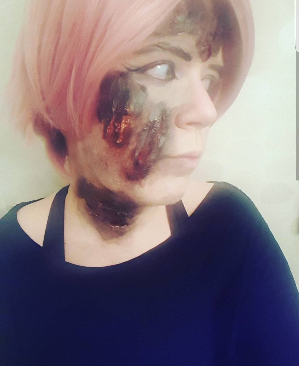 Swedishcosplay's tweet photo. Some times pain can't heal so fast maybe not as you think Everthing take time even if you like it or not
#effectmakeup #cosplayer #cosplay https://t.co/CTELgU6N7s