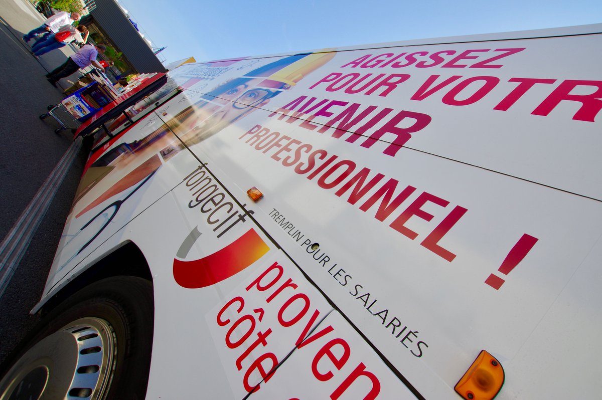 TransitionsPaca's tweet photo. Le #CEPTour est à #Aix (9h - 18h30)
- aujourd’hui à Aix-Les Milles (près station Total)
- demain sur le pkg du Géant Casino (av. Brédasque) https://t.co/r6zdMEHp6t