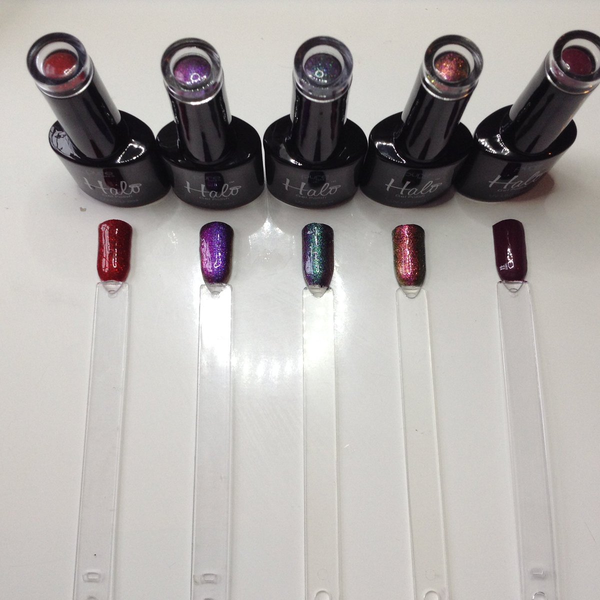 Pure_Skin_Laser's tweet photo. 💥 New gel colours alert!! 💥 

Book your Christmas nails in now!! #gel #nails #colours #autumn #winter #booktoday https://t.co/Vi4Yry1WbB