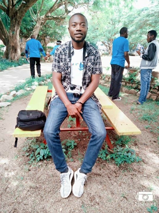 TechiesInJos's tweet photo. Happy birthday to an important member of the TechiesInJos team @OmaOpaluwa . #TechiesInJos2.0 is coming https://t.co/UDSa9zvBFb