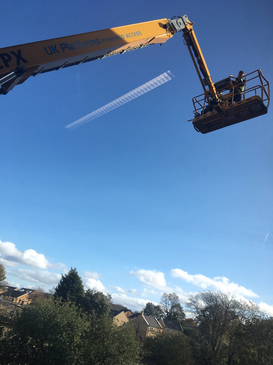 ade_robertson's tweet photo. You would not get me up there! #farsley @ukplatforms @sunnybankmills https://t.co/Yj6t9UighU