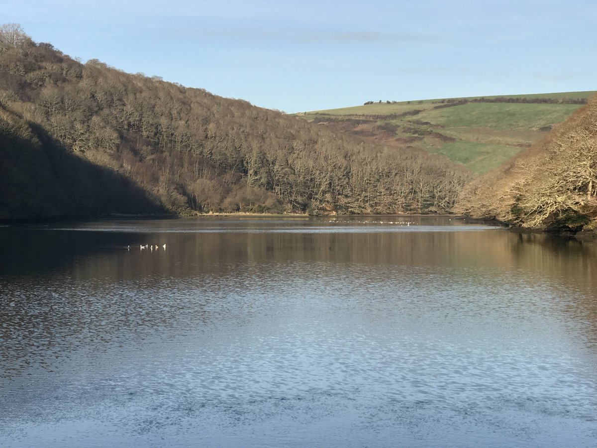 cornishholiday's tweet photo. #TravelTuesday #looe isn't just a great place to stay in #summer. #winter breaks are just as good! https://t.co/JvaV8l7aTo #WinterIsComing https://t.co/1F9MPBcPX5