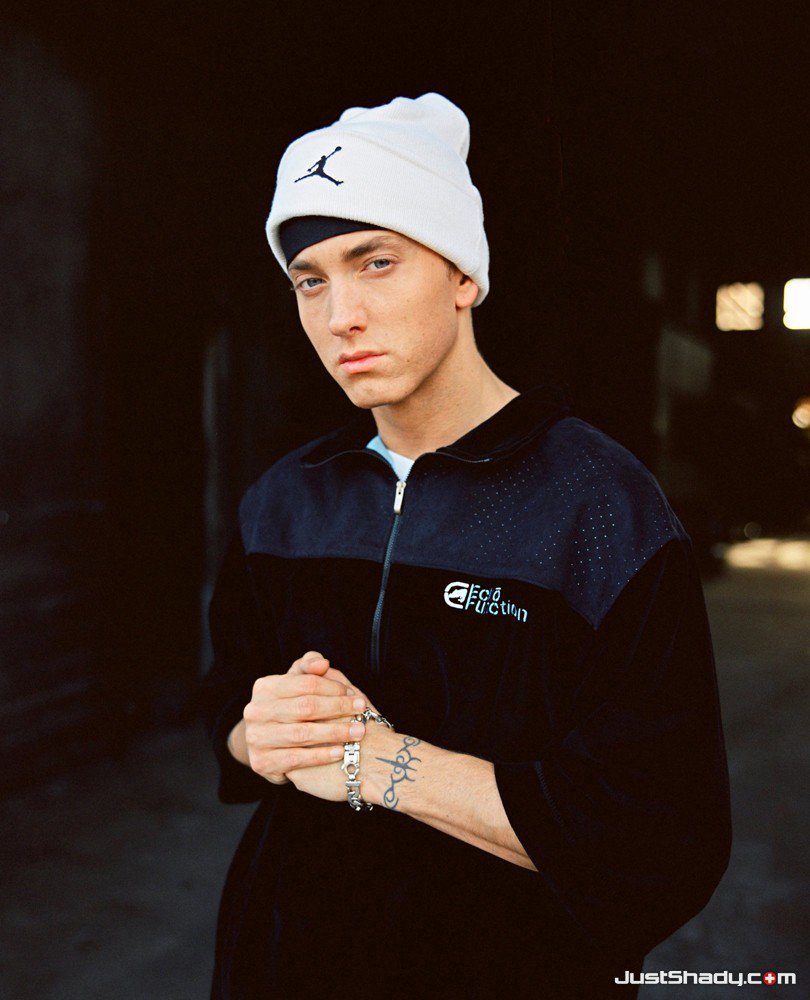 MathersTR's tweet photo. Evrenin Sonsuzluğu Kadar Mükemmel bir Detaysın 
İyiki Doğdun Sözlerin ile İnsanların hayatını Değiştiren Kral
#HappyBirthdayEminem https://t.co/x2d7pAK0vy