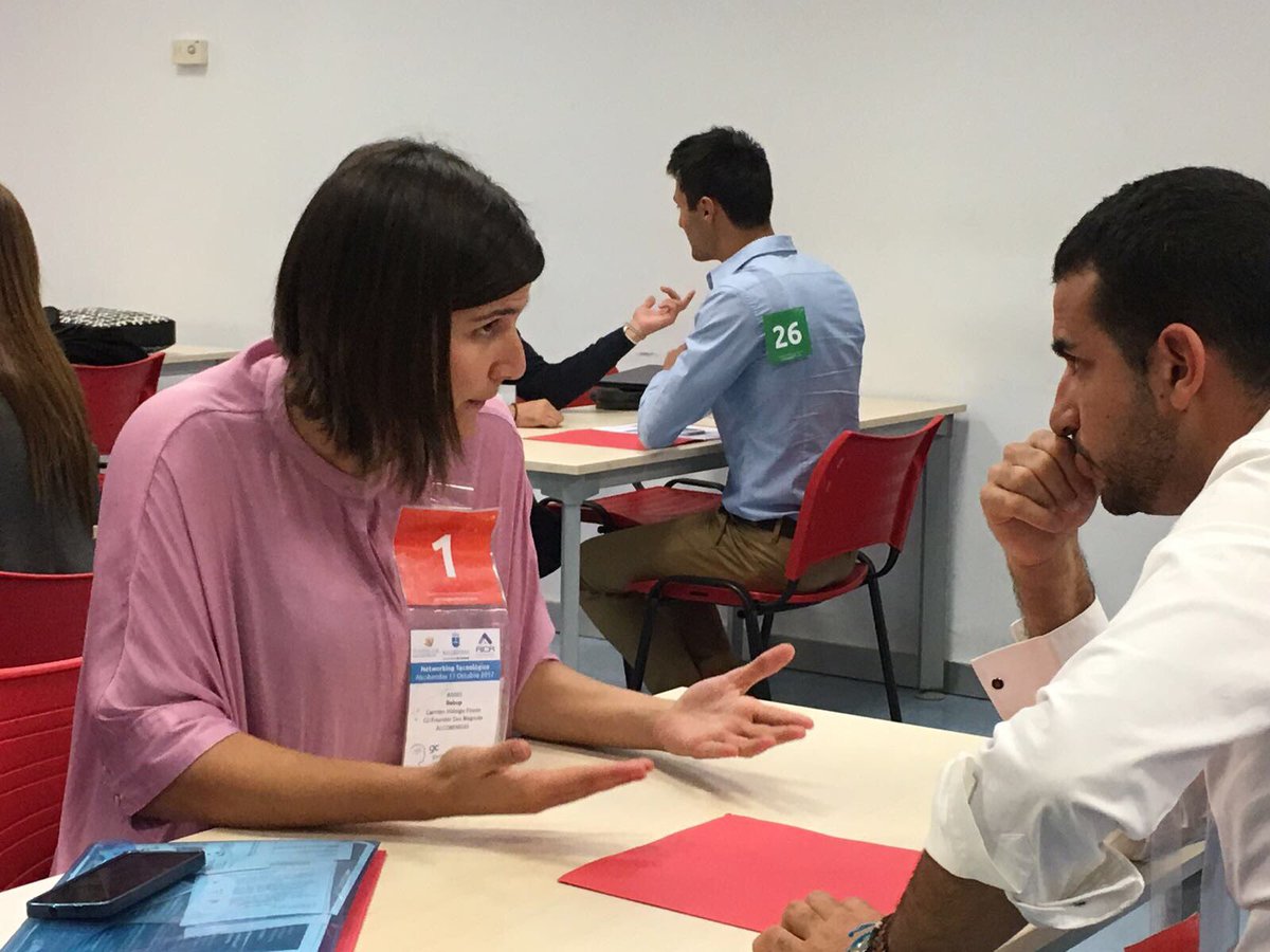 gettingcontacts's tweet photo. Nos encanta ver que los asistentes a los #gettingcontacts! sacan provecho de la experiencia. Muchas gracias @AICAempresarios por la organización y @ALCBDS_Ayto @KeiretsuSpain por el apoyo #AlcobendasTech2017 #networkingrentable https://t.co/B6tKO19YeL