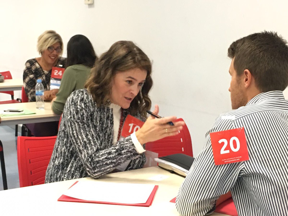 gettingcontacts's tweet photo. Nos encanta ver que los asistentes a los #gettingcontacts! sacan provecho de la experiencia. Muchas gracias @AICAempresarios por la organización y @ALCBDS_Ayto @KeiretsuSpain por el apoyo #AlcobendasTech2017 #networkingrentable https://t.co/B6tKO19YeL