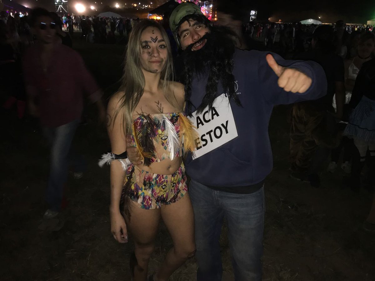 TendenciaBA's tweet photo. Se disfrazó de Santiago Maldonado y ganó el premio al mejor disfraz😂 #polemico #DondeEstaSantiagoMaldonado
#AcaEsta
#DeFiesta https://t.co/KPIT0He8In