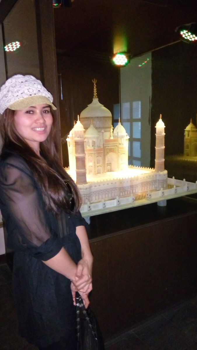 LoveArmi5's tweet photo. https://t.co/nofbm79BHQ Replica@TajMahal,Agra India💖 https://t.co/6AA8cqR65L
