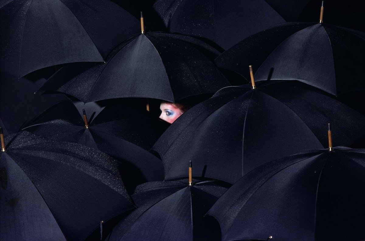 kwances's tweet photo. Guy Bourdin - Louise Alexander Gallery https://t.co/RydPHsUUAK
#guybourdin #fashion #masquemoda #moda #creativity https://t.co/q4eSi98CpI