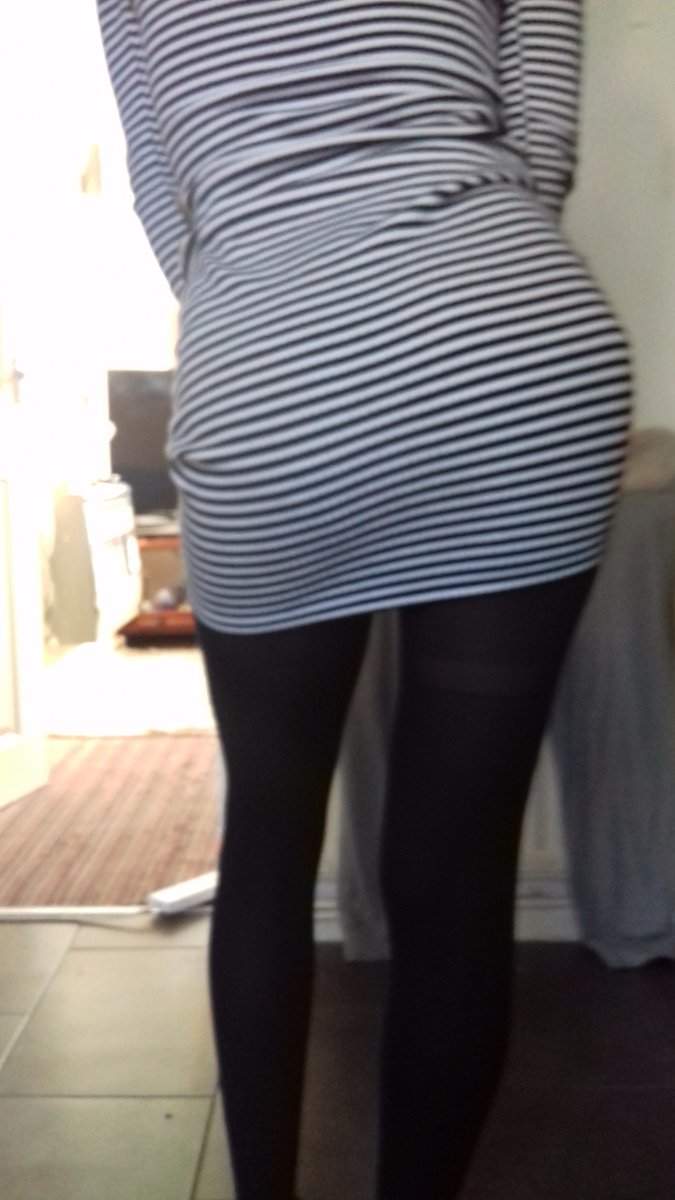 PrincessPuppie4's tweet photo. #assworship #findom #paypigs become hypnotised. You twitch you send #cashcow #circlepay https://t.co/7zVPYn7ks4