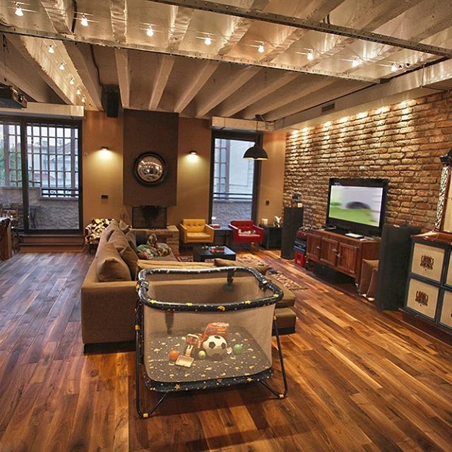 RichardMcKay's tweet photo. Bring a warm glow to your home with this Walnut Multi-layer floor @tara.concept  #woodfloors #floorvibes #autumndecor #interiorfloor https://t.co/5dlrR9JRC6