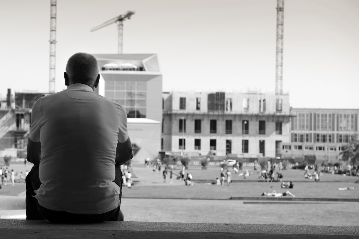 #Berlin ist eine große #Baustelle! Die #Hauptstadt tut sich schwer beim #Wohnungsbau! bit.ly/2kVAxLZ