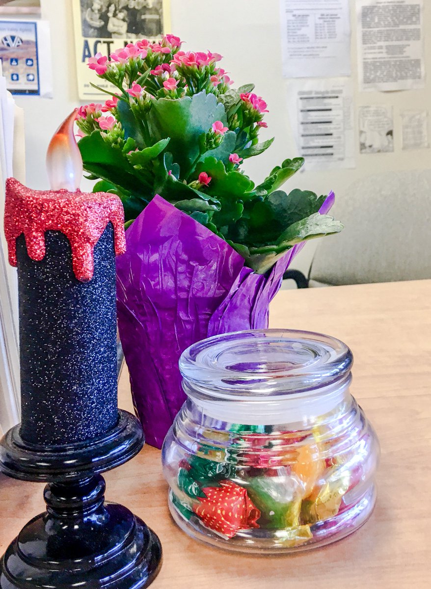 hvagents's tweet image. We have the best clients!  #theygaveusflowers  #thankssomuch  #insurelocal