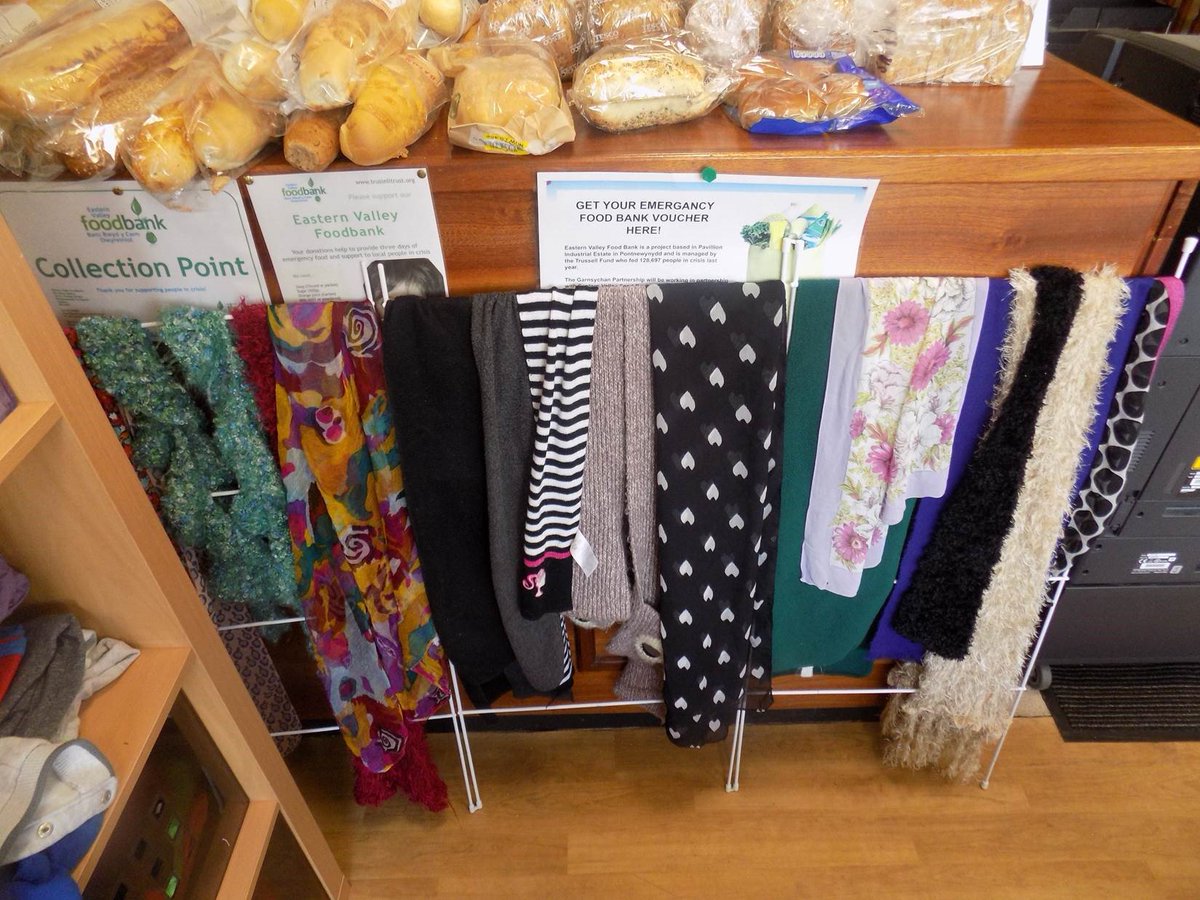 garnsychanHQ's tweet image. Come on down to our Charity shop at, 55 Stanley Road, NP4 7LH, Garndiffaith.
Or contact us on: 01495 774453.
We also have some FREE bread!!!