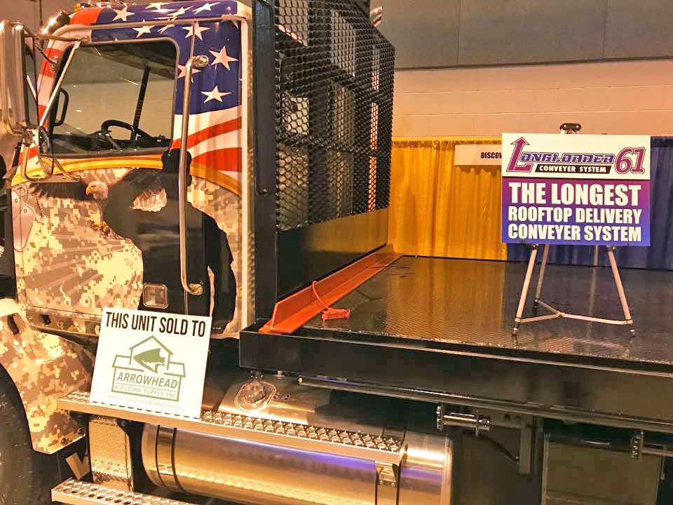 ArrowheadBldg's tweet image. Today, inside Arrowhead Univ. at @MidwestRoofer expo, look for the debut of the 61-ft #longloader by @DDesign_Inc .