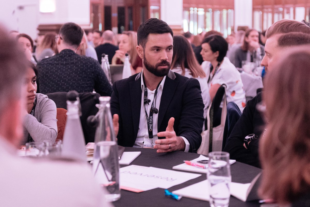 splento's tweet photo. #Lifecycle17 went really big this year. Attendees at @8Northumberland 
@OmetriaData #PhotographersOnDemand https://t.co/FTjSVFvkNz