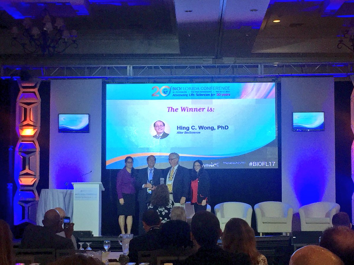 BioFlorida's tweet photo. Congrats to Dr. Hing Wong of @AltorBioCorp on #BioFL17 Entrepreneur of the Year. The company recently announced a merger valued at over $1B https://t.co/ppXA5AFNO0