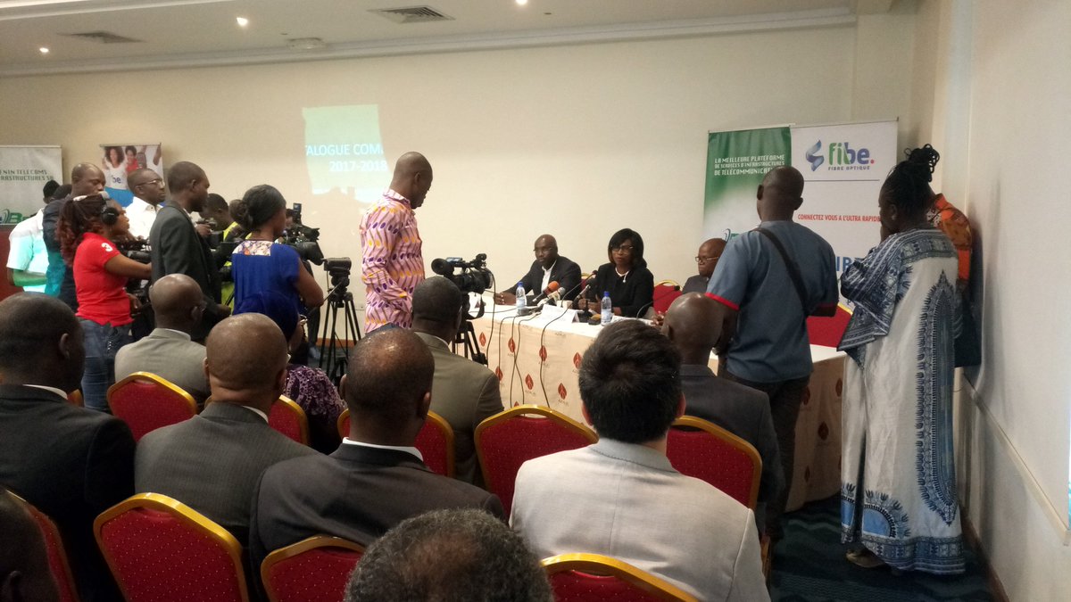 benintech's tweet photo. Lancement du nouveau catalogue des prix de capacités Internet pour les opérateurs #wasexo #benintech @betelecoms #Bénin #Telecoms https://t.co/tkDiTIZvJV