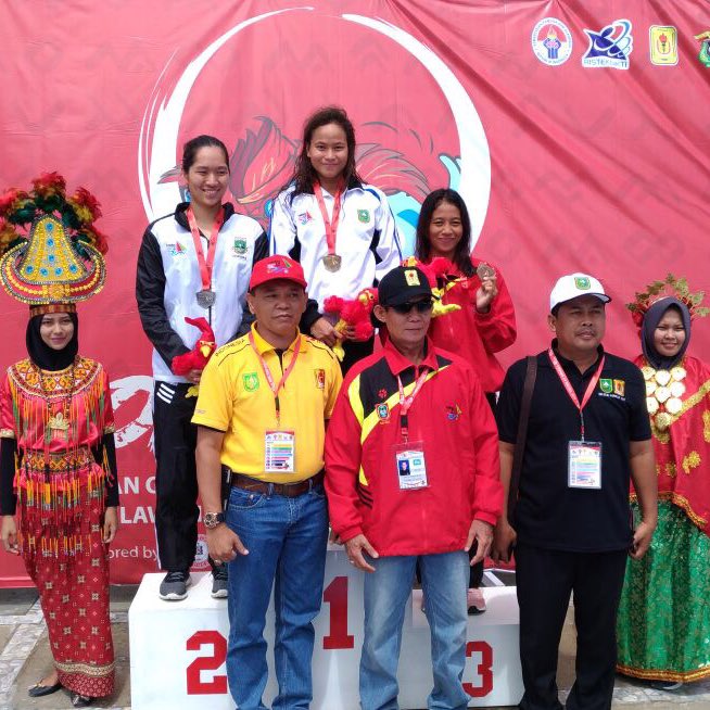 akuatikid's tweet photo. #pomnas2017 50 M gaya dada putri:
1. Vanessae Evato (Riau) 00.32,86
2. Christina Sugiono (Banten) 00.35,73
3. Norlaili (Kalsel) 00.36,31 https://t.co/woziJ0MWhf