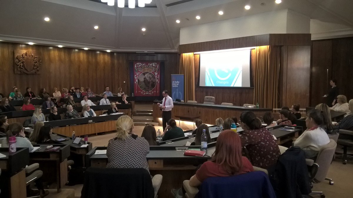 northumbriapol's tweet photo. #CyberSquad & @SWGfL_Official giving advice around #CyberSafety to professionals who work with young people. This morning @GMBCouncil #OSB17 https://t.co/ASRhSK8znu