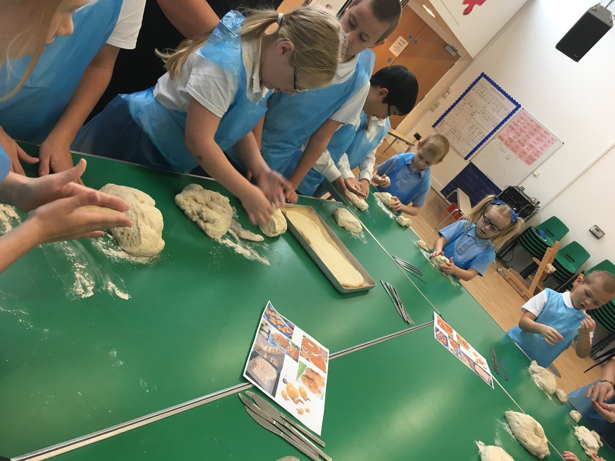 Phoenix_Ashford's tweet photo. Some of our children making bread for #Harvest with our staff and our amazing caterers. @co_dining https://t.co/ssJfrDKsLo