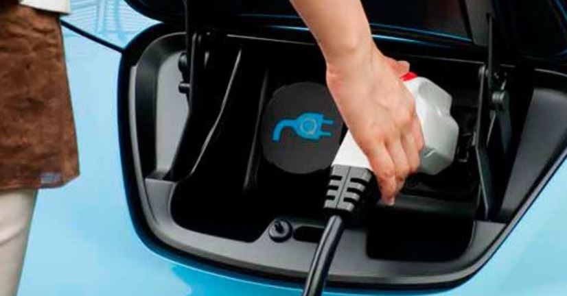 Autocasion's tweet photo. ¿Se ve afectada la batería de un coche eléctrico por el frío? ¡Detalles a tener en cuenta! #electriccars #consejos

https://t.co/I4vcEtN4Y0 https://t.co/aSzq2nwnBZ