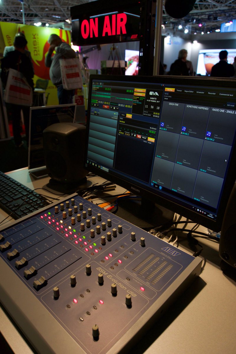 AEVbroadcast's tweet photo. IBC 2017 🎙️ https://t.co/DUUZLWXdd0