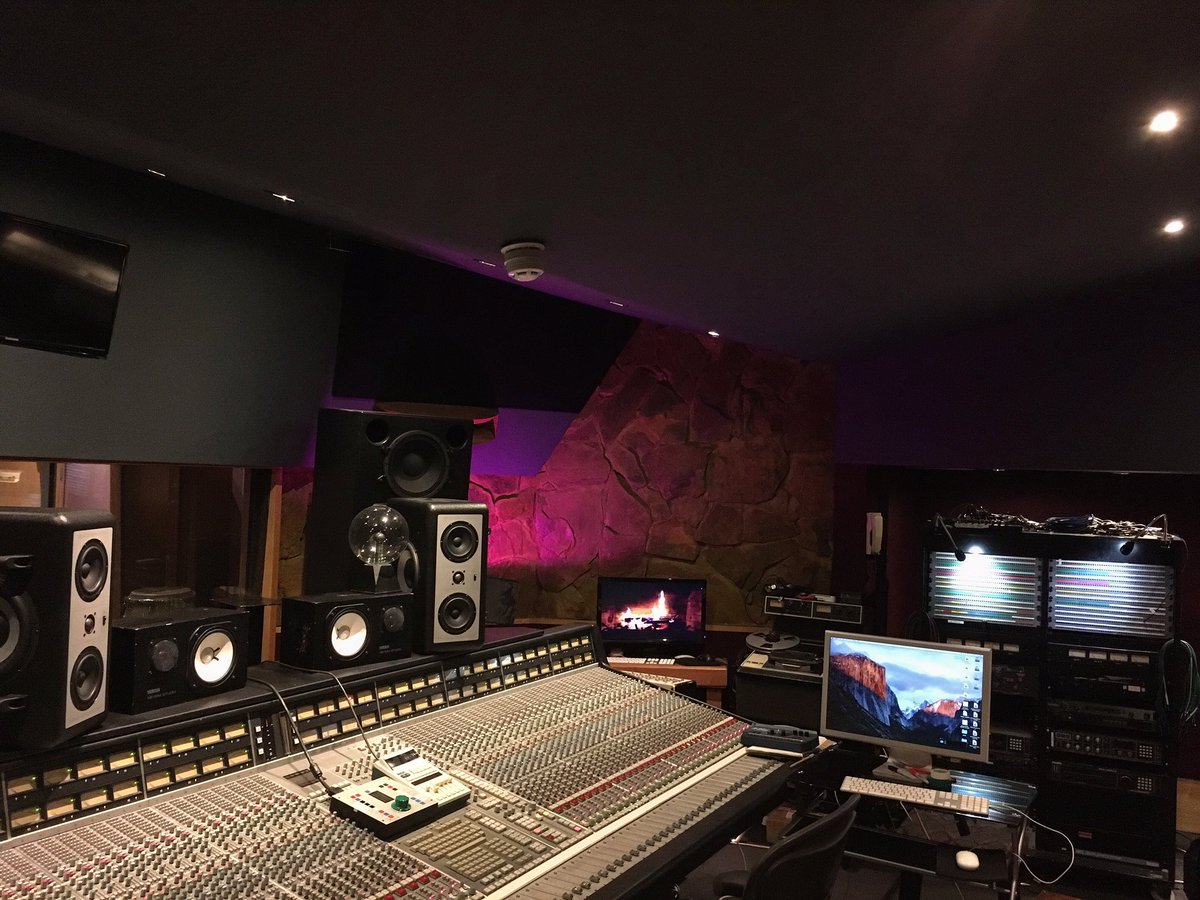 Early morning's in Studio 1! A moment of peace in the middle of a few extremely busy months. #music #work #livingstonstudios