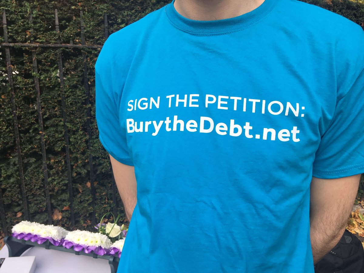 QSA's tweet photo. This morning, we’re holding a funeral on #ParliamentSquare. Sign the petition https://t.co/JJlhLMATfI https://t.co/JYfmgATJ2s
